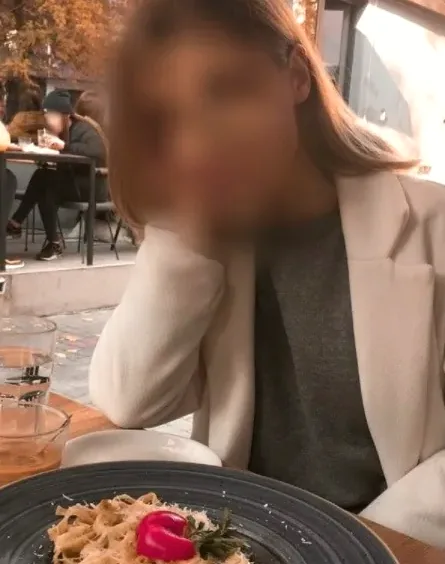 Aada, 37