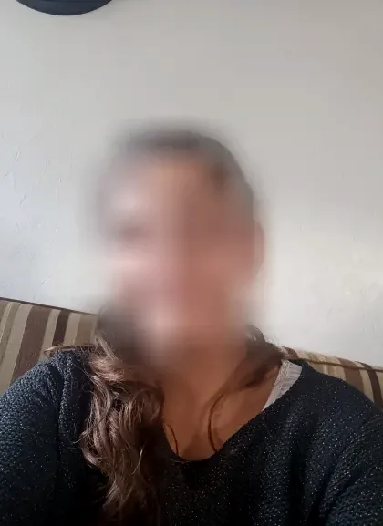 Alma, 25