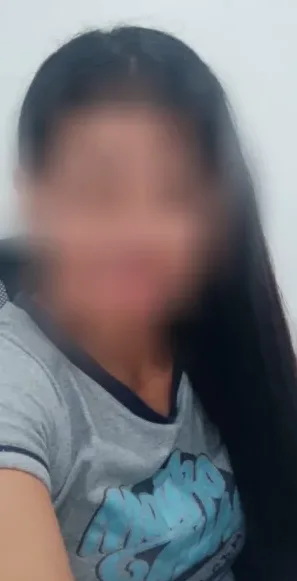 Julia, 39